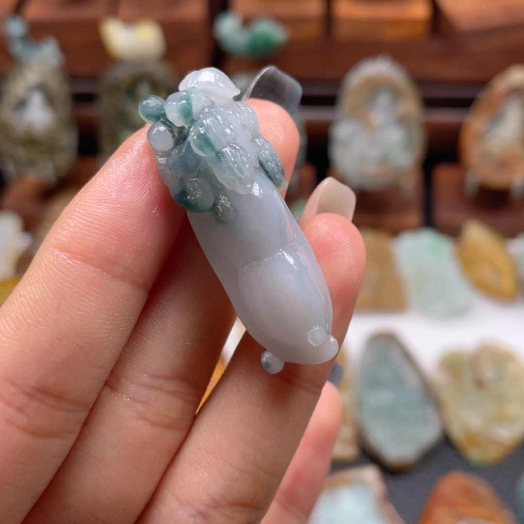 定制翡翠未镶嵌翡翠