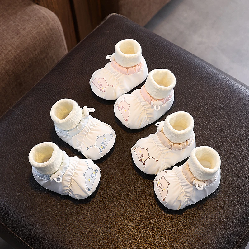 婴儿鞋子春秋男女宝宝软底步前鞋新生儿鞋袜0-1岁防掉鞋6到12个月