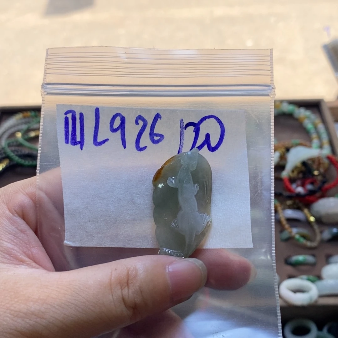 未镶嵌定制翡翠剑