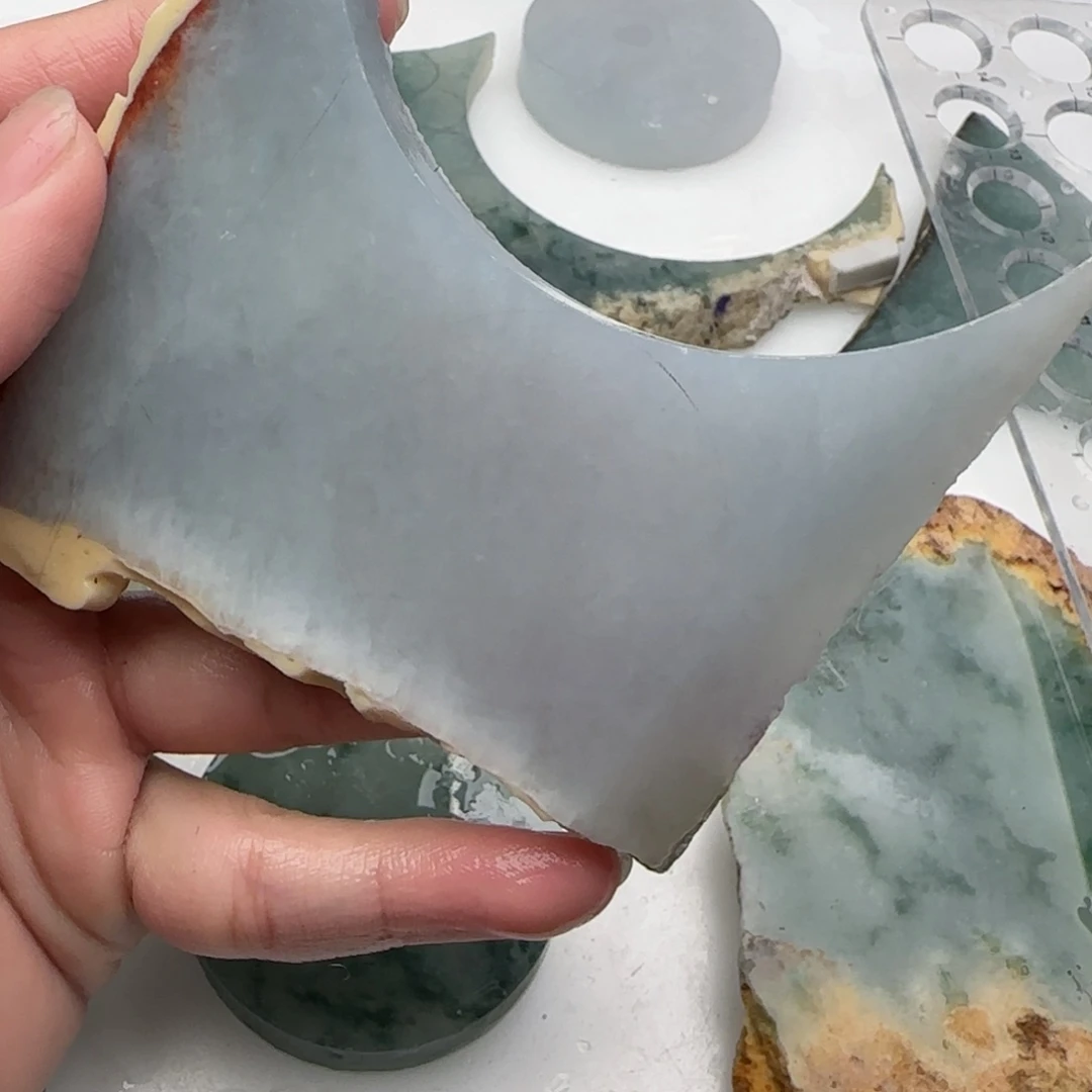 翡翠挂件未镶嵌乐*