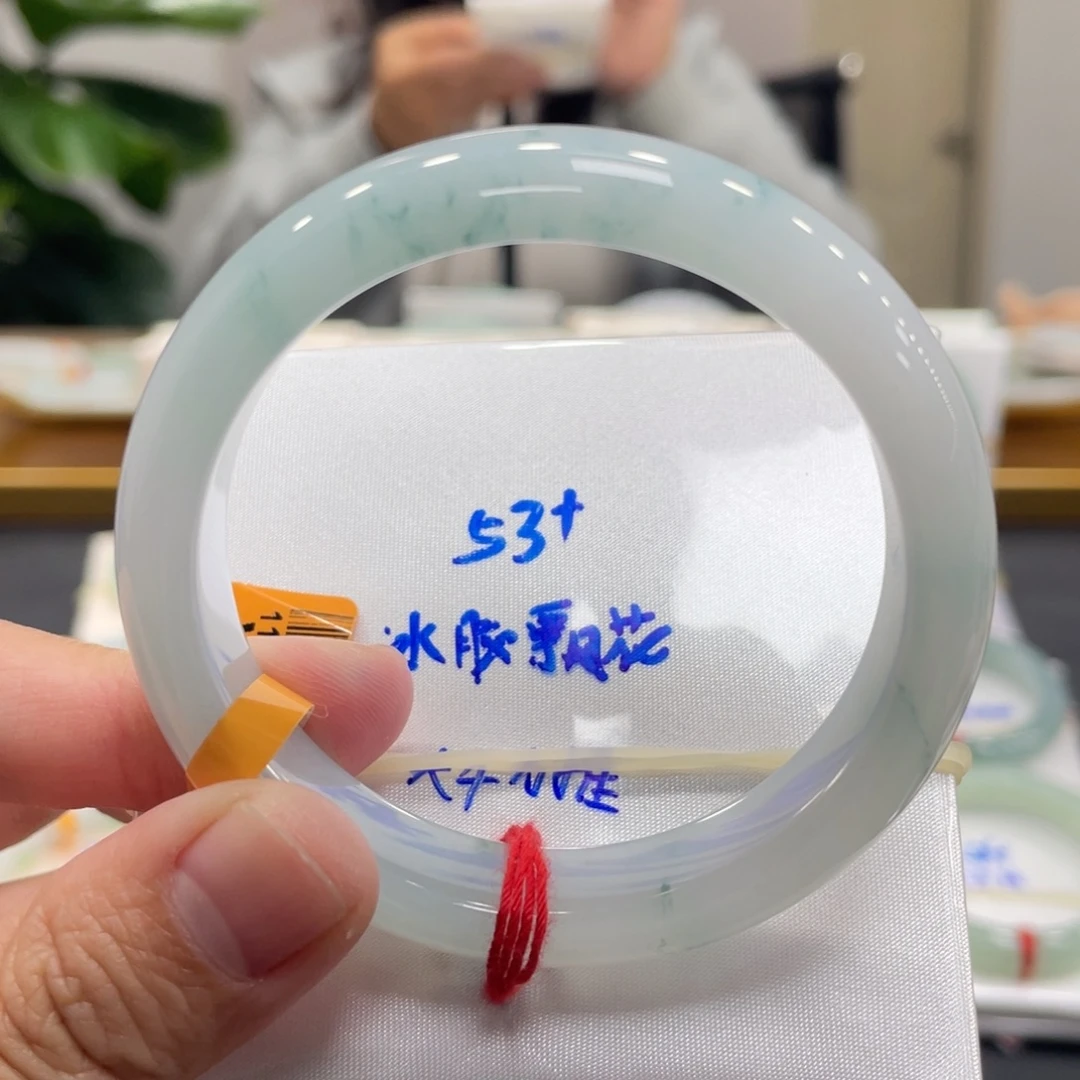 翡翠未镶嵌手镯翡翠