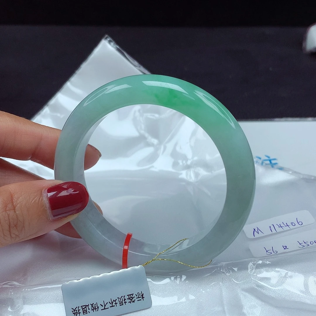翡翠手镯未镶嵌56圈4406