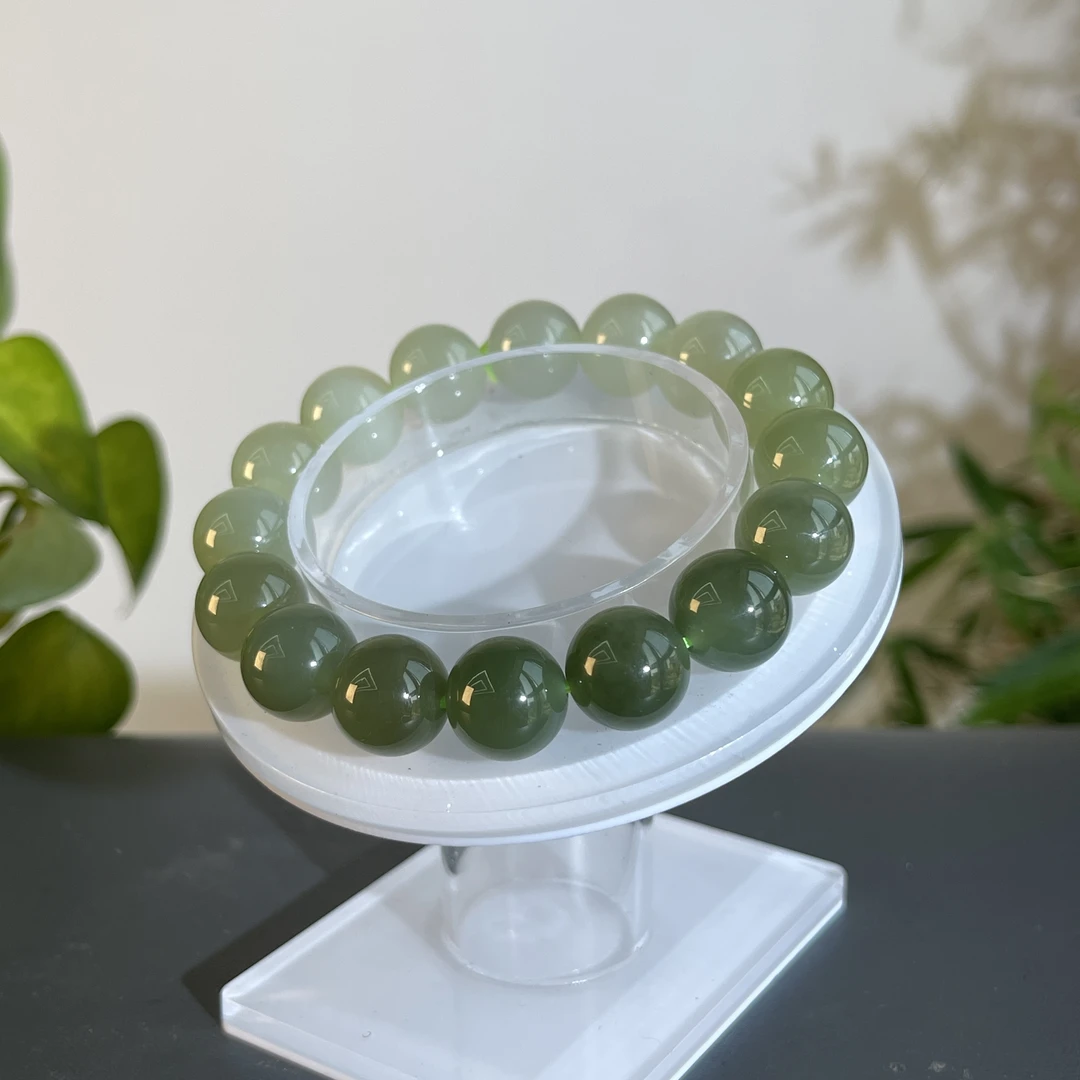 JXW17-179 和田玉-手串