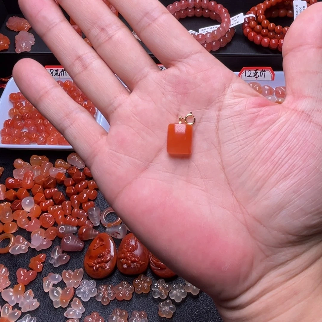 南红玛瑙未镶嵌珠宝半成品