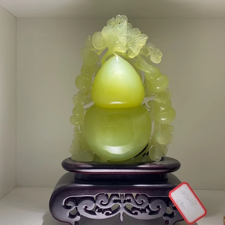未镶嵌蛇纹石玉（覆膜）珠宝奇石