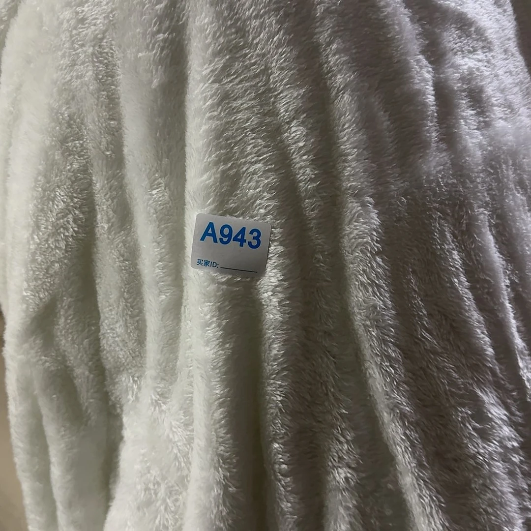 奶白色法兰绒加棉14元2米943