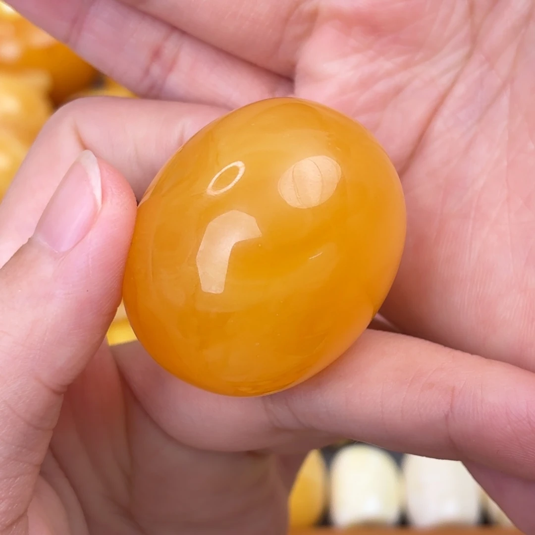 用***0琥珀未镶嵌裸石蛋面