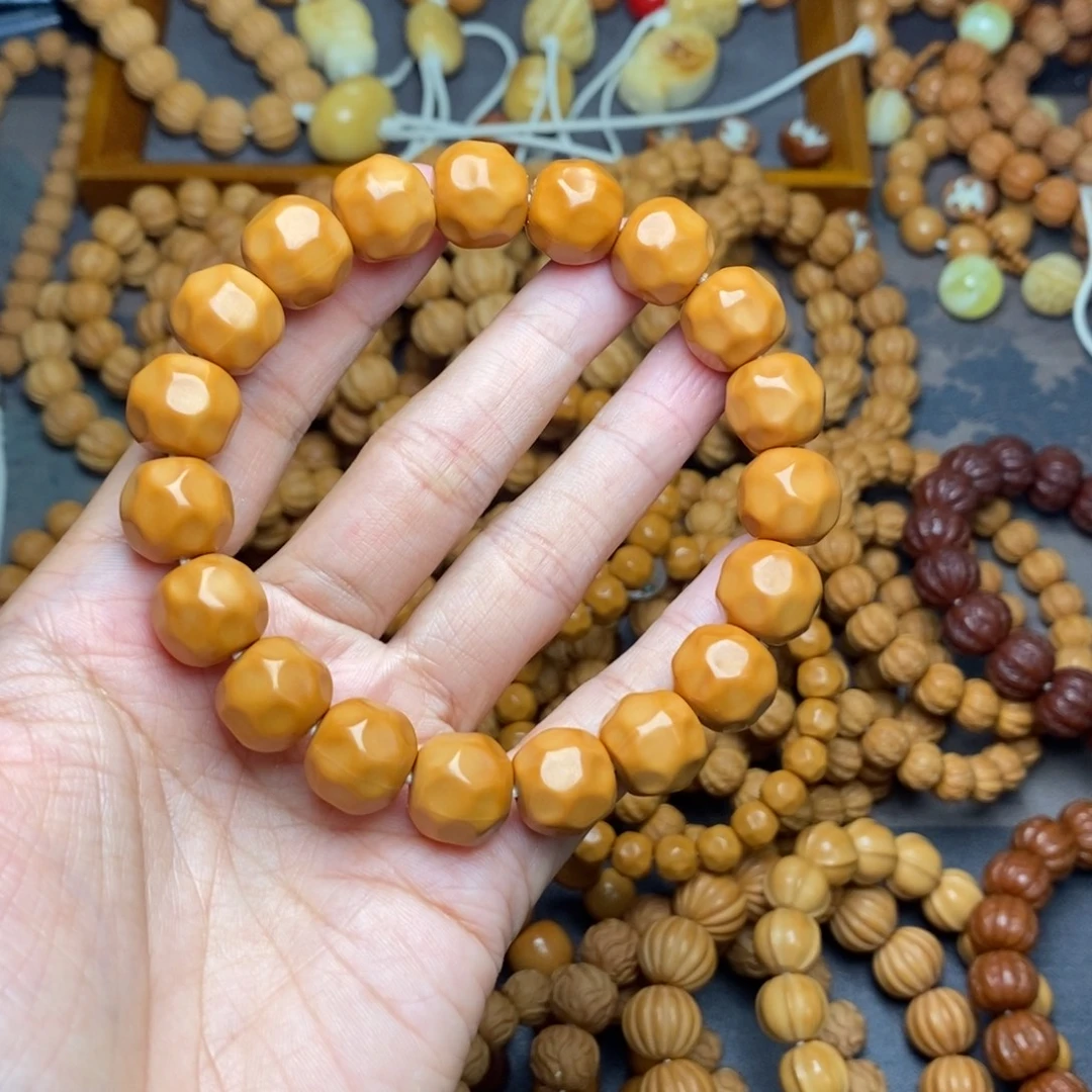 吊坠猴头核桃奶酪1213