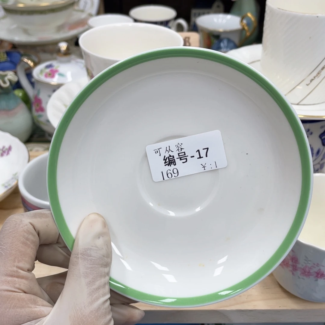 鹿屋家的美丽瓷器可*容
