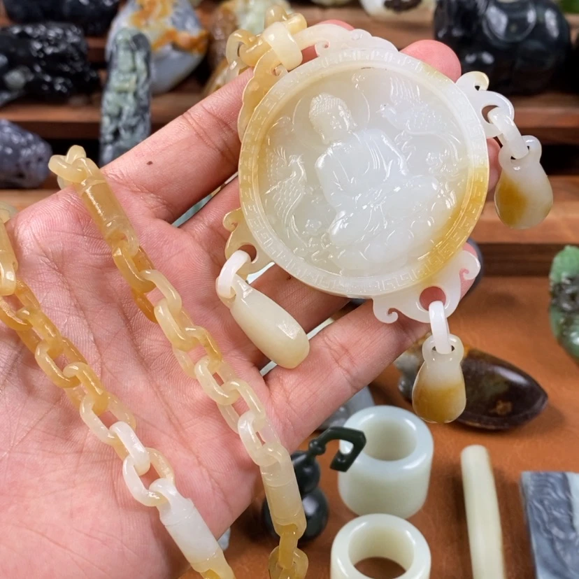 【闪购商品】未镶嵌和田玉把件云****9