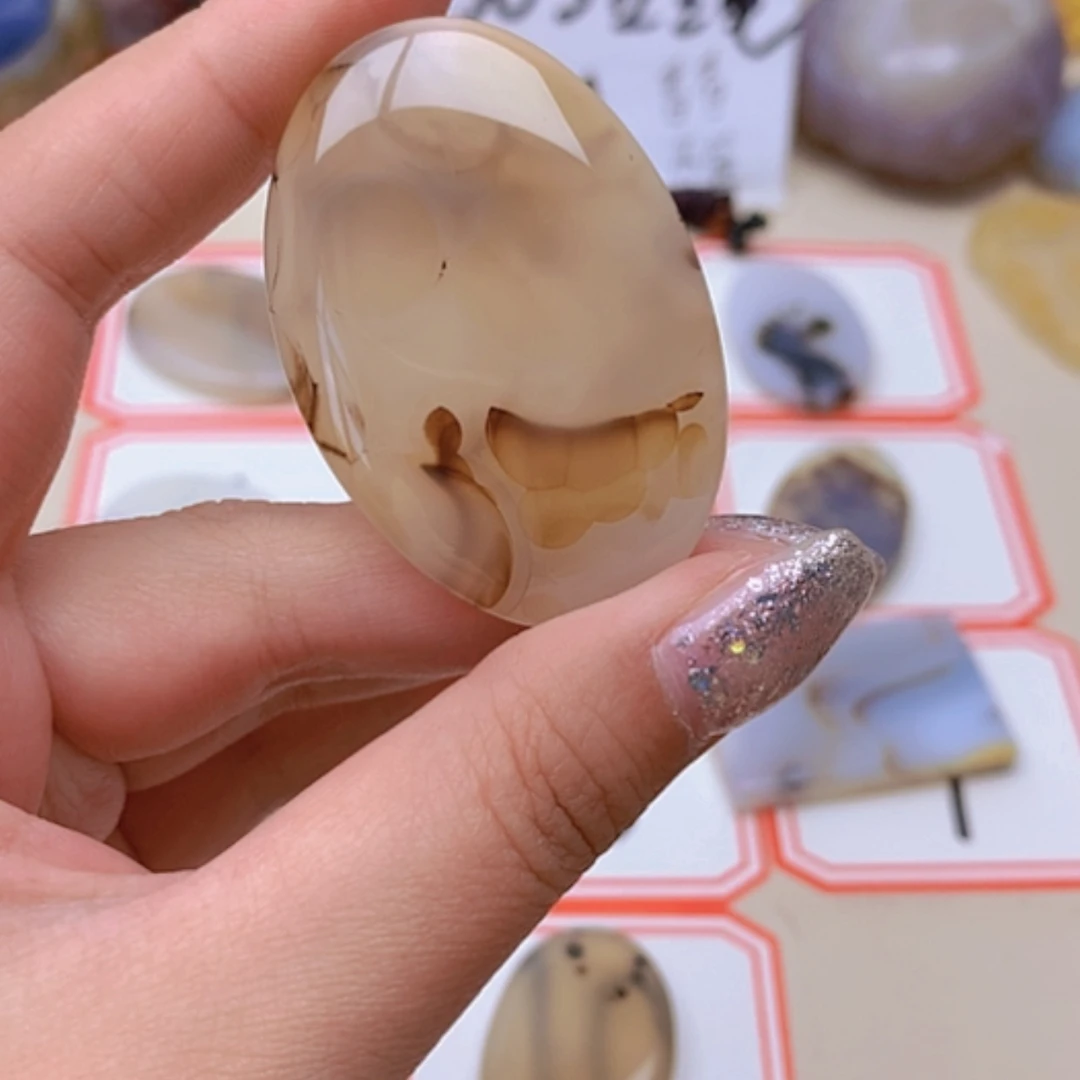 【闪购商品】玛瑙/玉髓未镶嵌珠宝半成品用****2