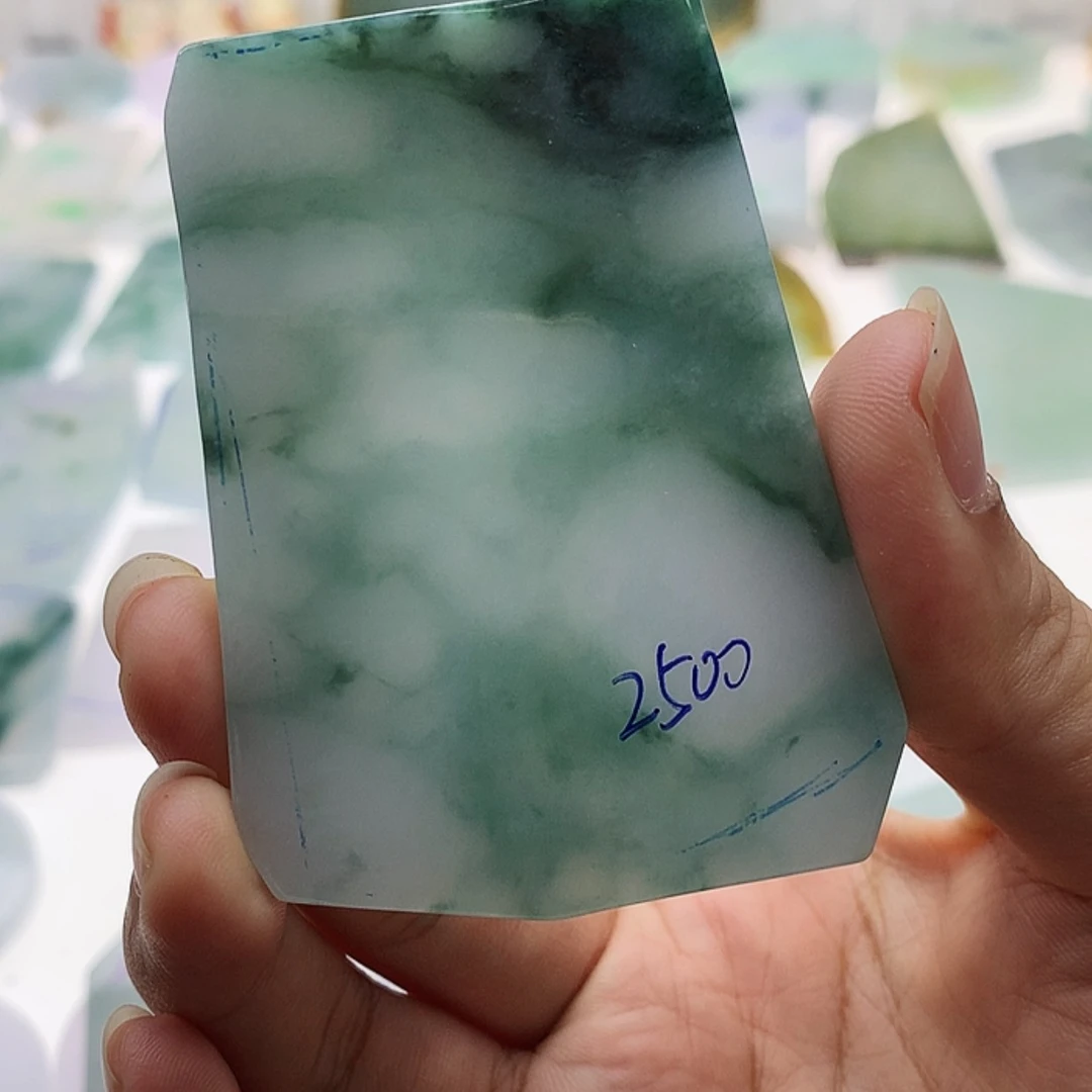 【闪购商品】未镶嵌定制翡翠茆****࿐