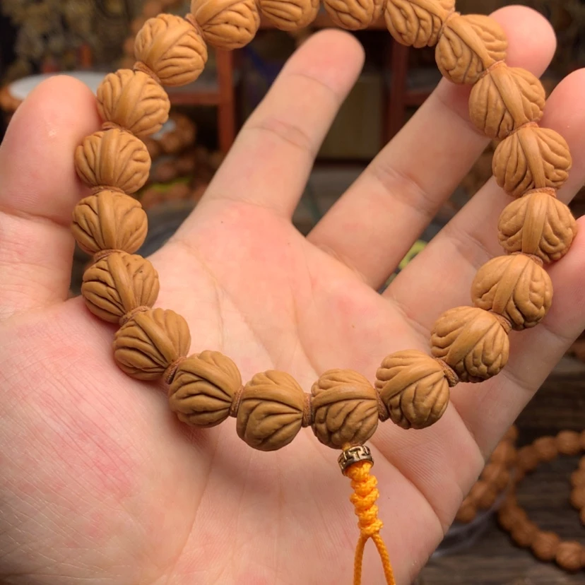 【闪购商品】桃核手串16祥云 龙纹桃核