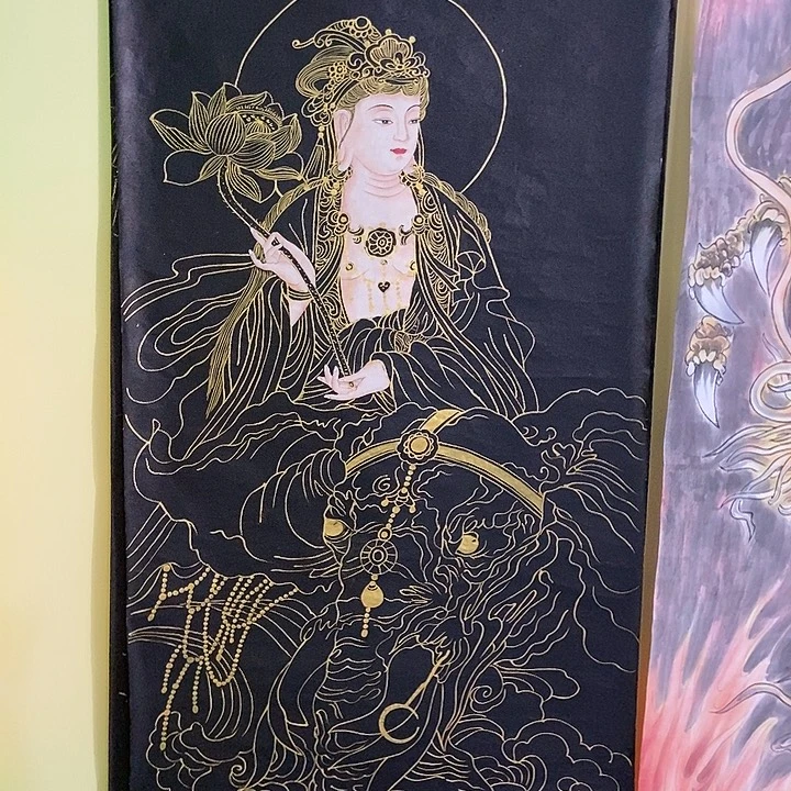 国画四尺描金观音一幅