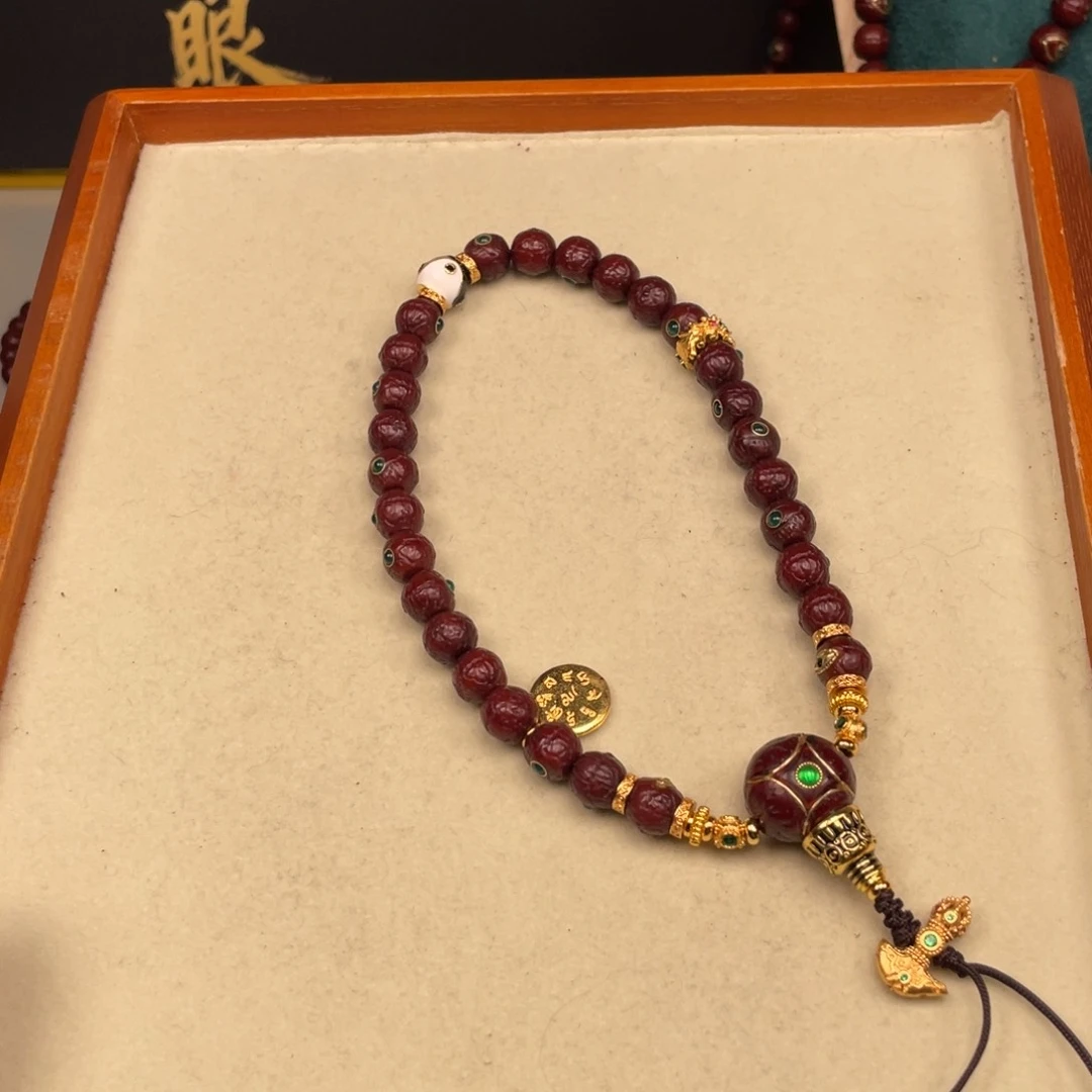 吊坠凤眼菩提浮***了凤眼