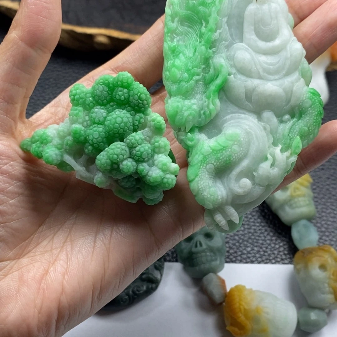 定制翡翠未镶嵌菩***璐