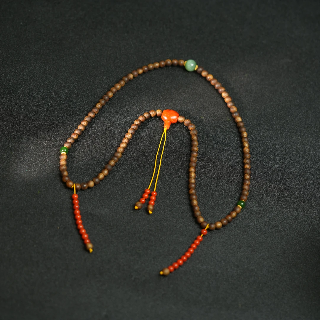 【情人节宠爱礼10】0.7天然海南糖结棋楠兰花香18k金打坐108念珠