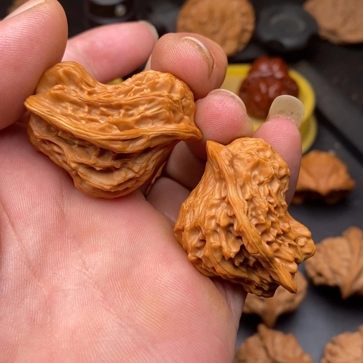 鹏***I把件桃核比翼双飞1234