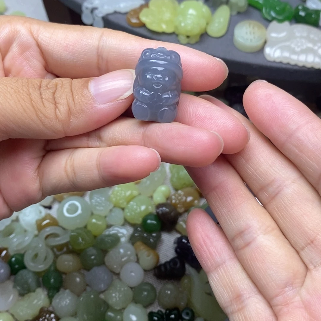未镶嵌和田玉挂件