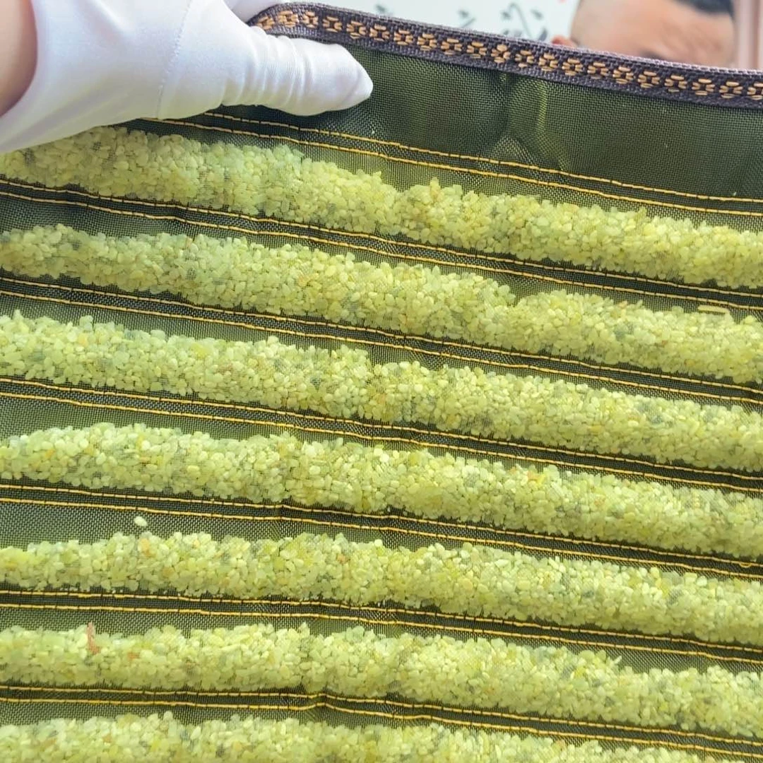 蛇纹石玉未镶嵌枕帘