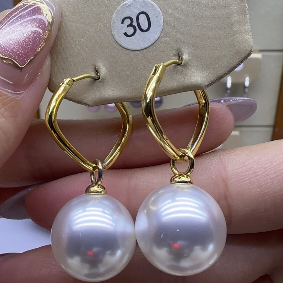 淡水珍珠耳饰未镶嵌