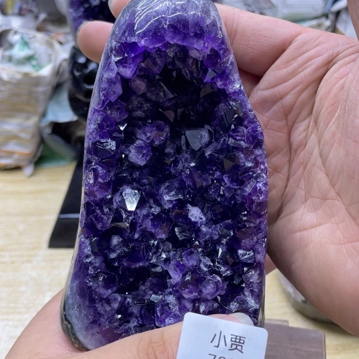 未镶嵌水晶大型摆件（非配饰）