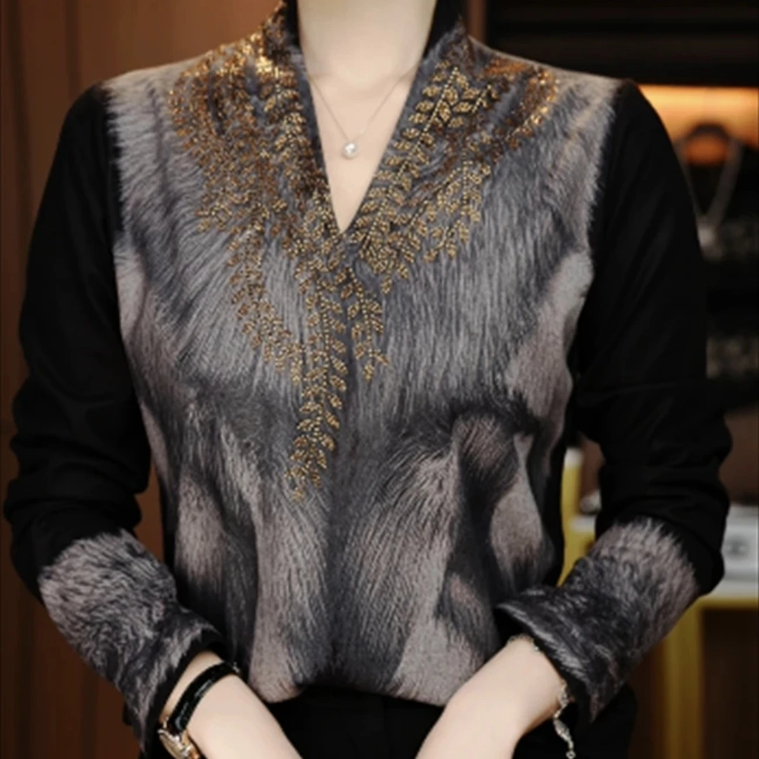 2025新款气质印花T恤女士秋冬新款时尚洋气保暖打底衫