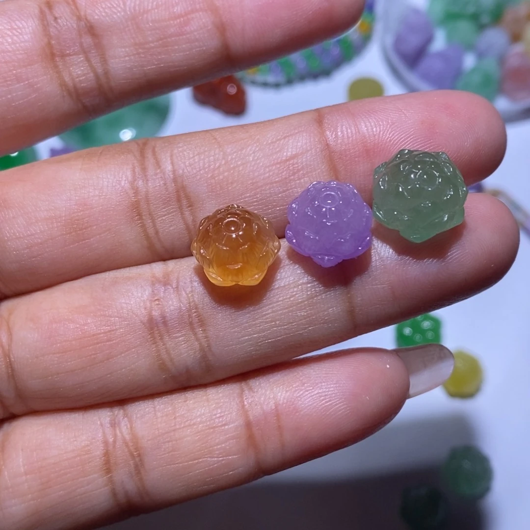 颈饰未镶嵌翡翠半**遥2