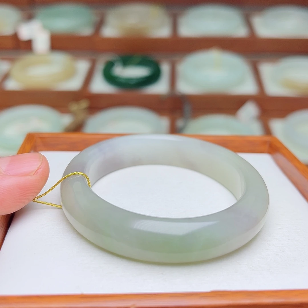 和田玉手镯未镶嵌49.6