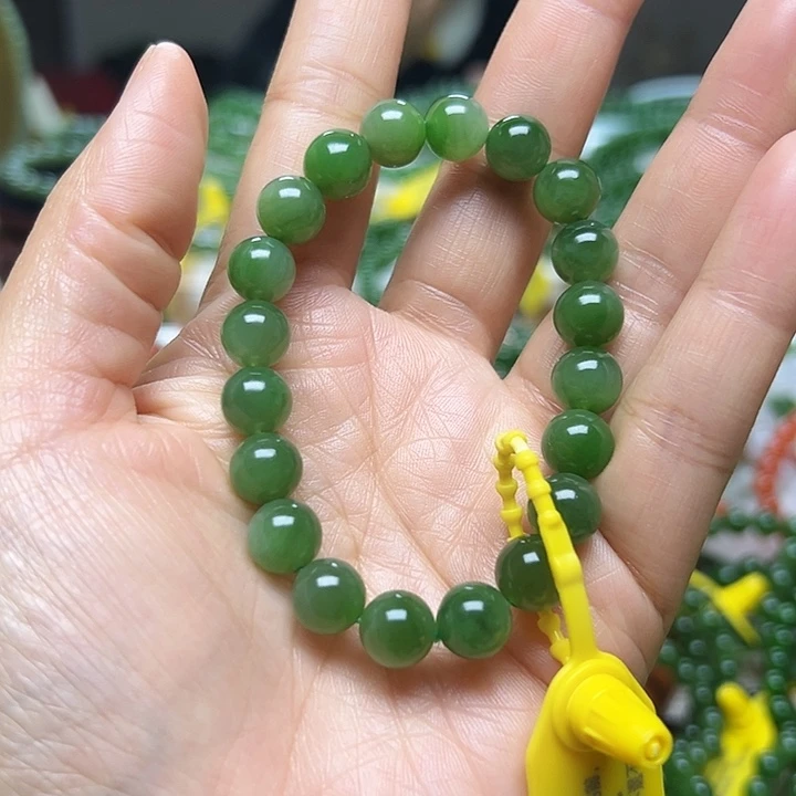 和田玉（碧玉）未镶嵌手链