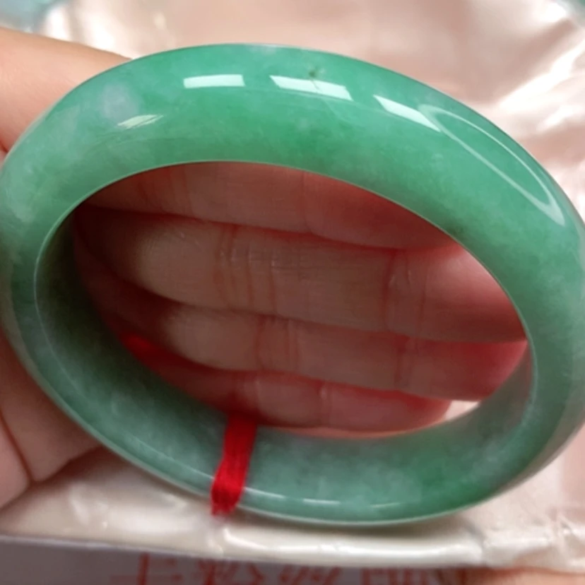 【闪购商品】翡翠手镯未镶嵌冰糯满绿手镯5758圈6号