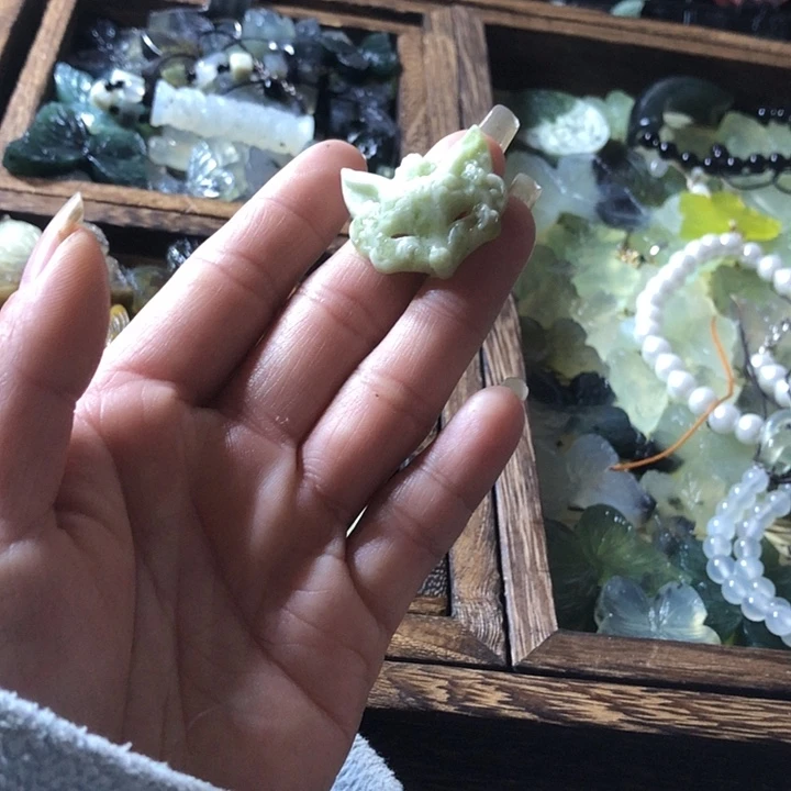 岫玉未镶嵌岫玉挂件