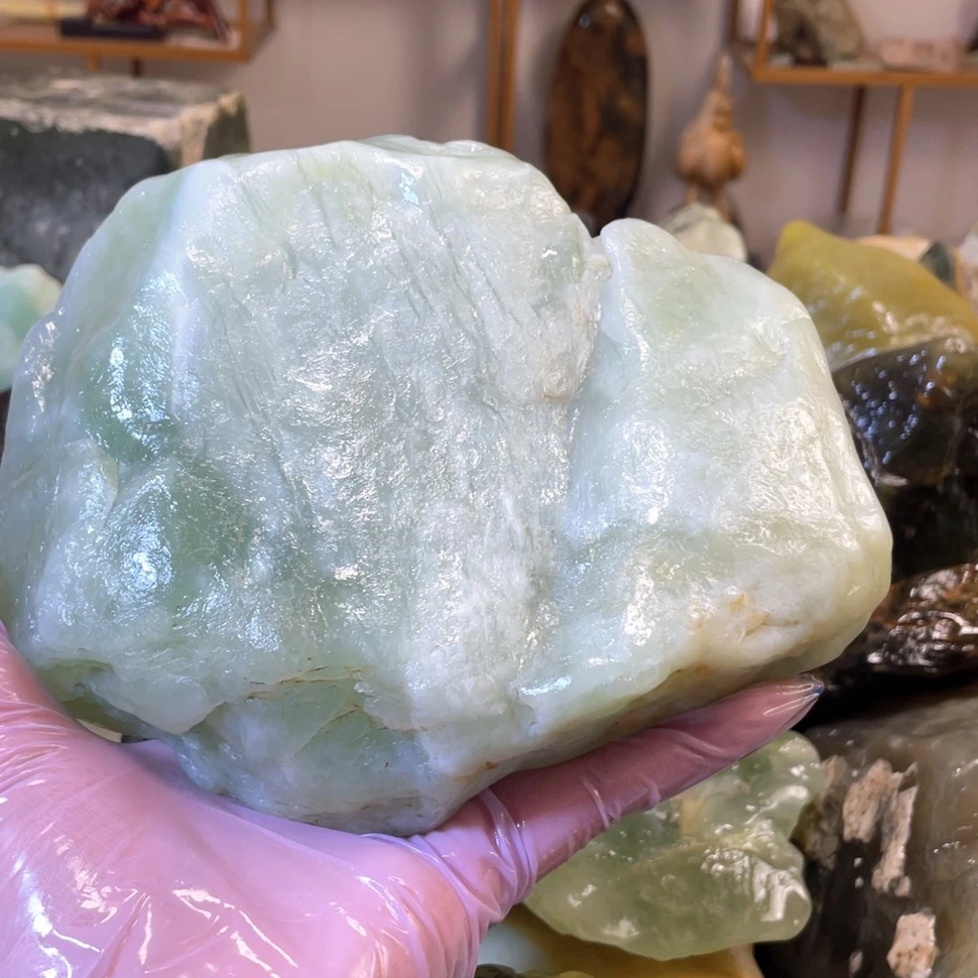 蛇纹石玉未镶嵌中国四大名玉简易