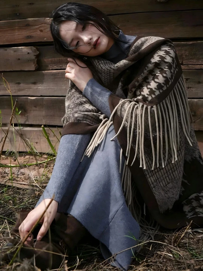 MOOYNN茉零品牌女装【D编号550-600】（2025秋款）折扣