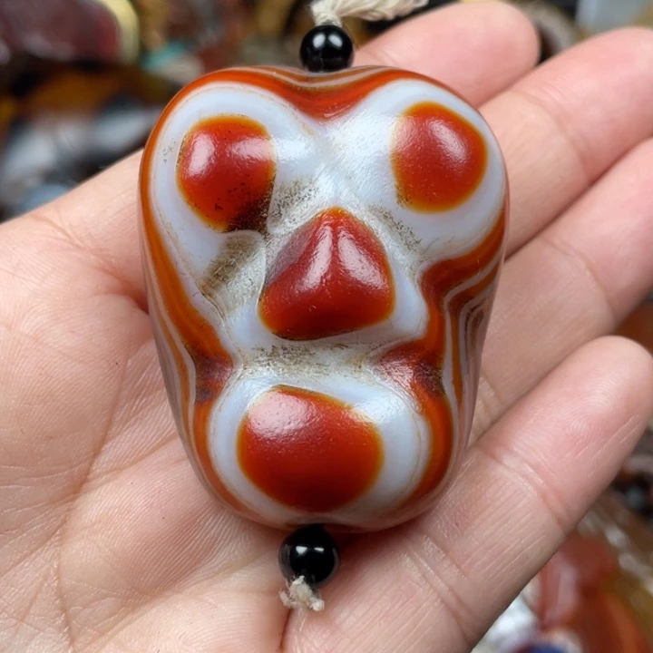 秋***离玛瑙/玉髓未镶嵌颈饰