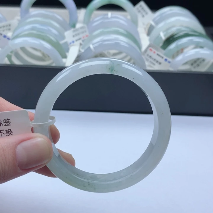 翡翠未镶嵌手镯56圈