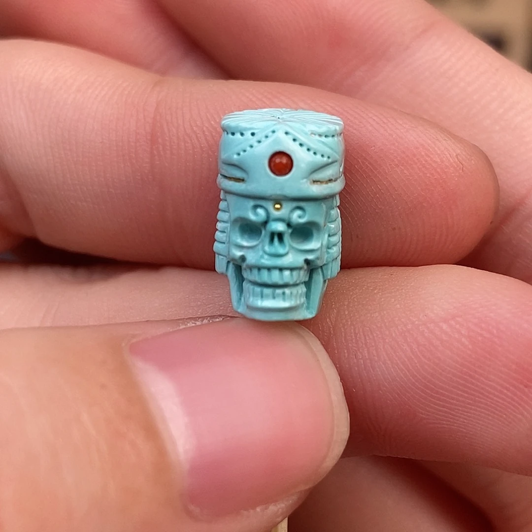 绿松石雕刻未镶嵌