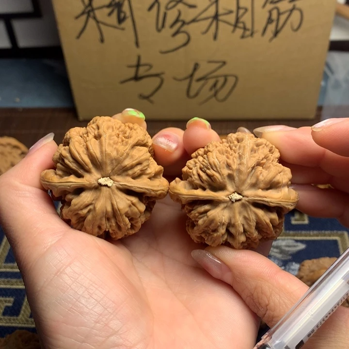 吊坠文玩核桃c****e粗筋