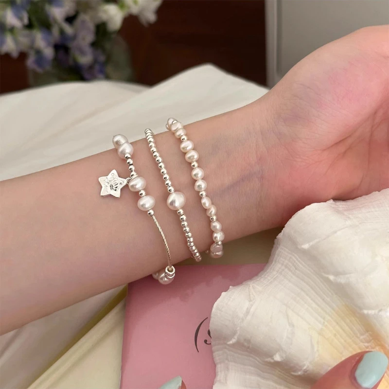 韩版小众设计星星弹力绳手链女ins风时尚轻奢日常搭配送闺蜜手饰