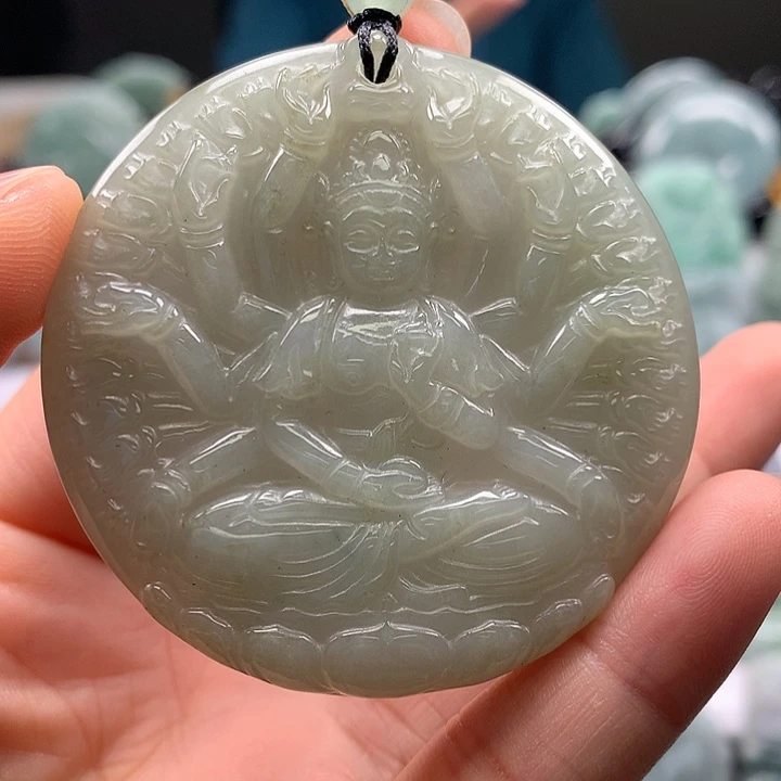 翡翠未镶嵌颈饰千手观音福利