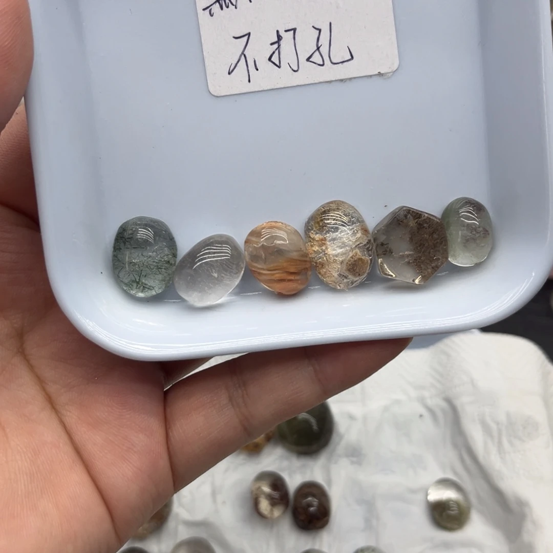 零***吃水晶未镶嵌珠宝半成品12