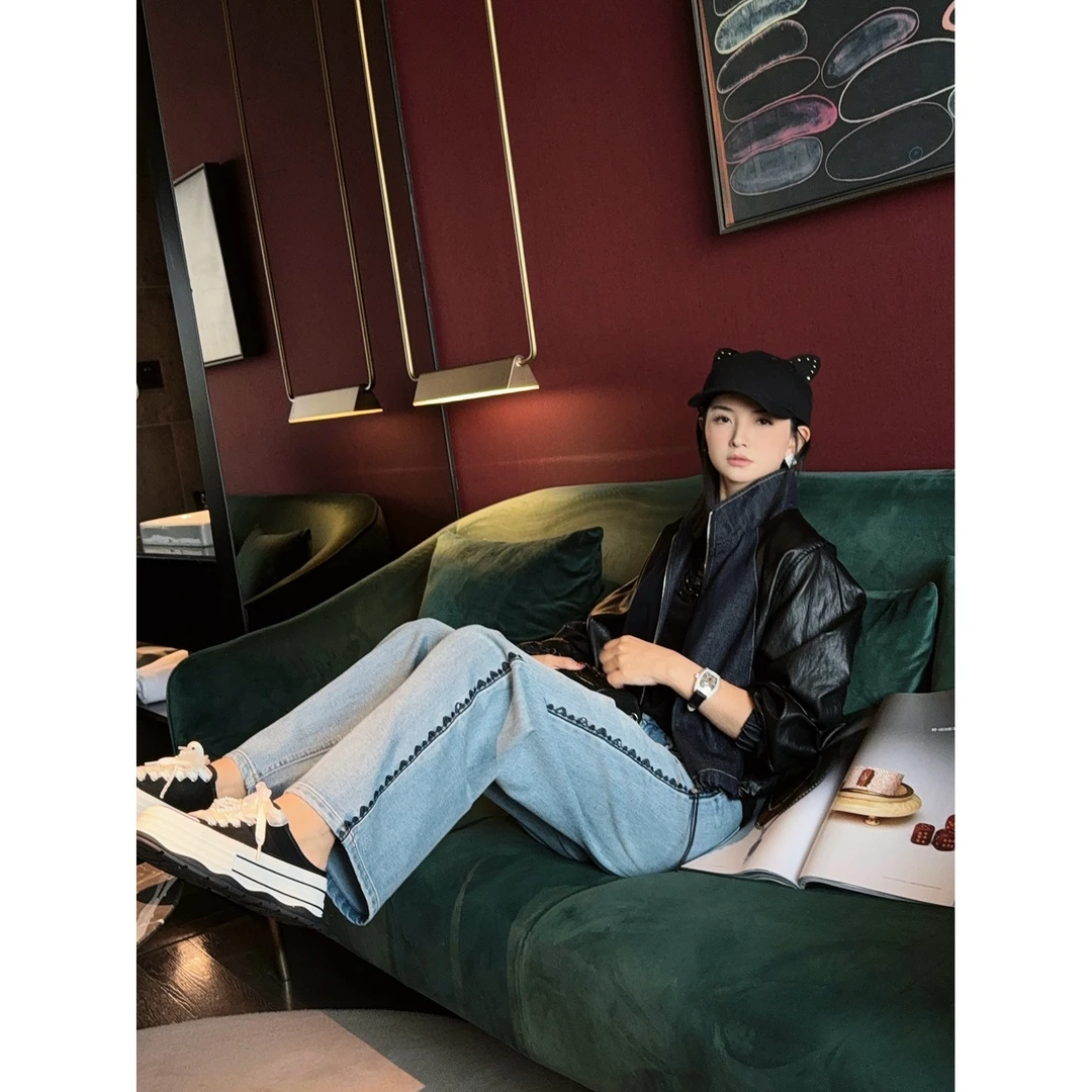 2025早春新款刺绣花边拼接牛仔裤女直筒百搭显瘦高腰阔腿裤潮