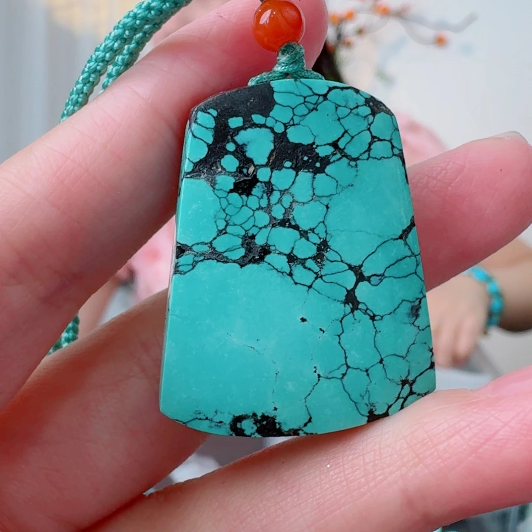 绿松石未镶嵌挂件