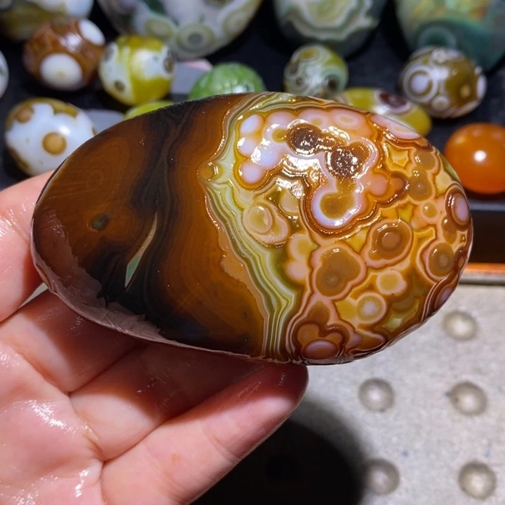 未镶嵌玛瑙/玉髓珠宝半成品8