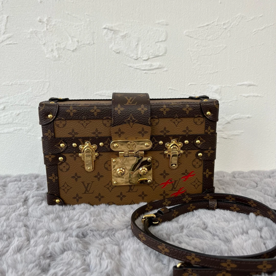 99新 LouisVuitton/路易威登  /老花硬盒子芯片款/斜挎包Y