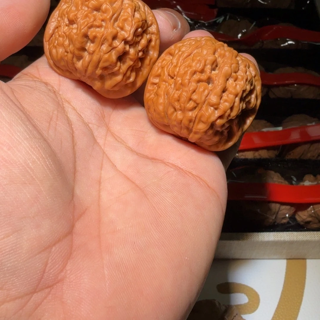 一***一文玩核桃吊坠莲花