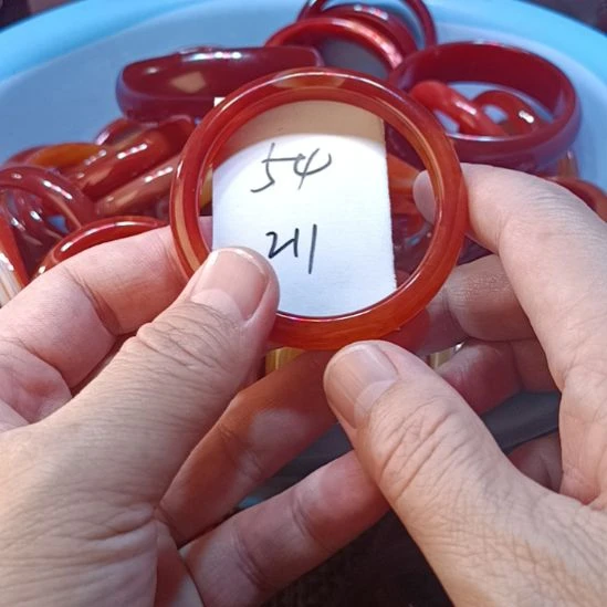 玛瑙/玉髓未镶嵌手镯