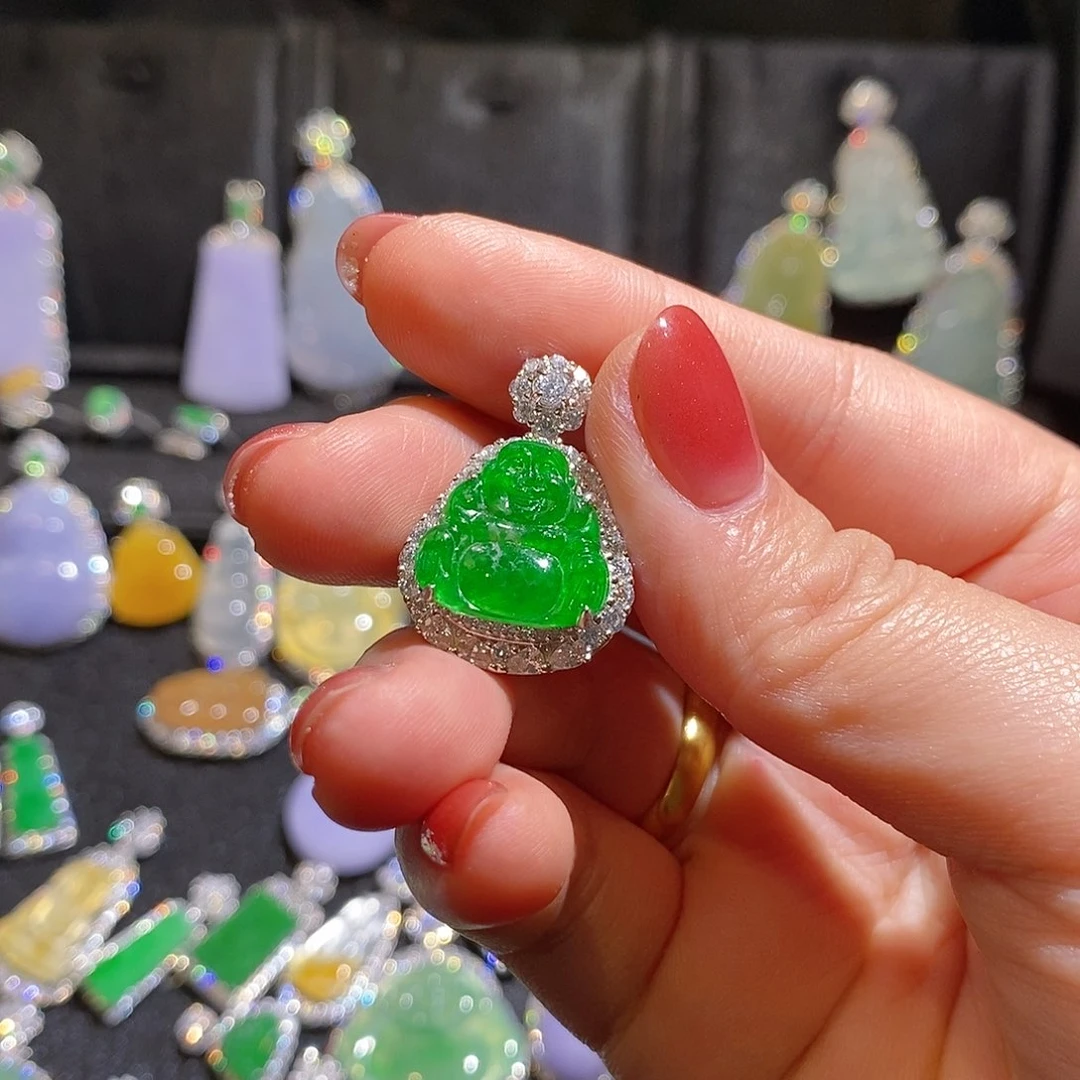 颈饰银S925镶嵌翡翠可****a天然翡翠