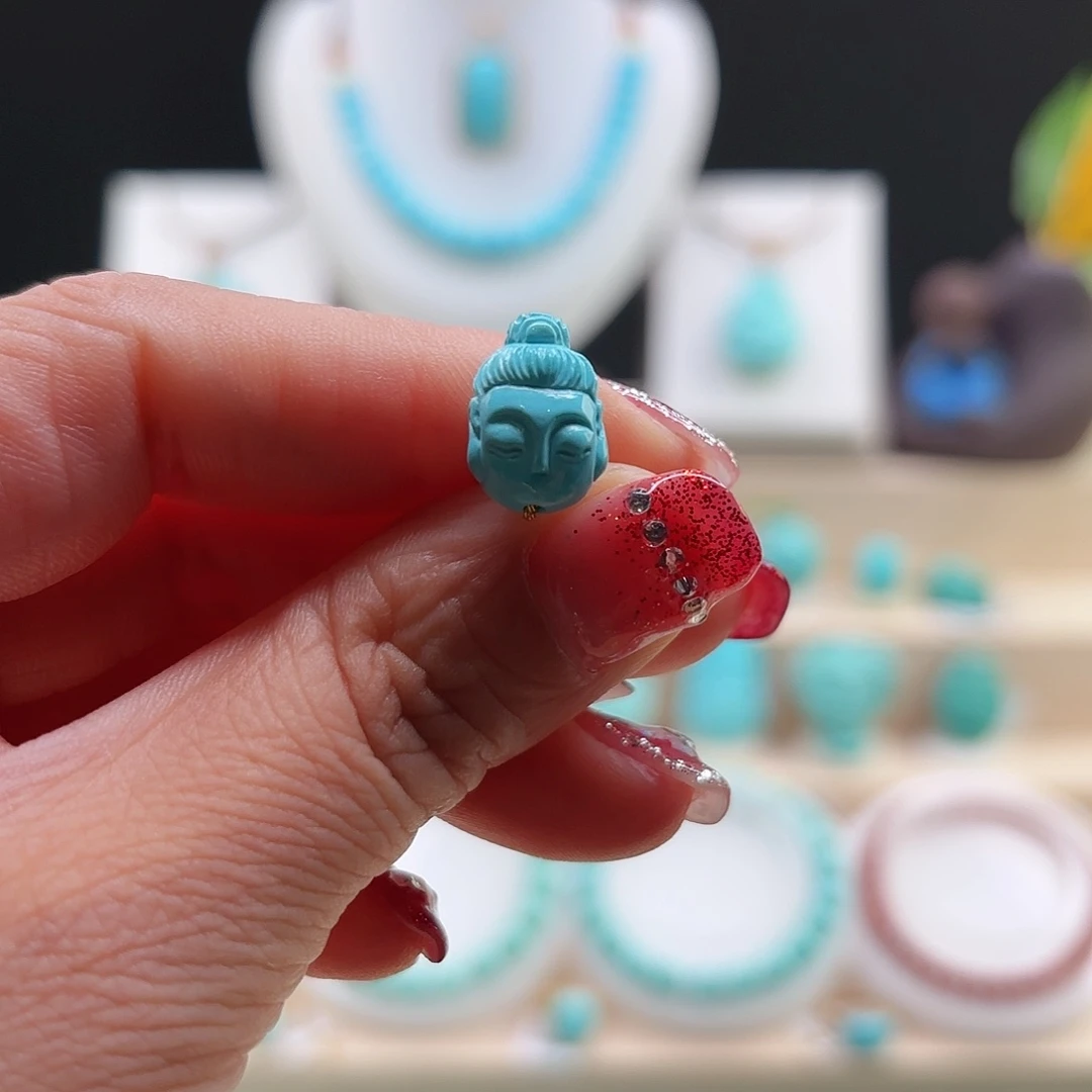 绿松石配饰未镶嵌