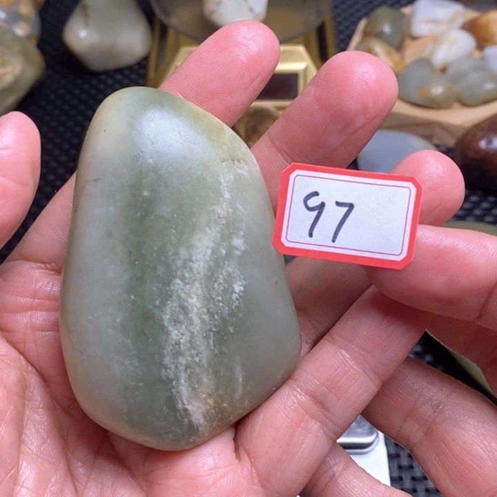 未镶嵌和田玉把件97